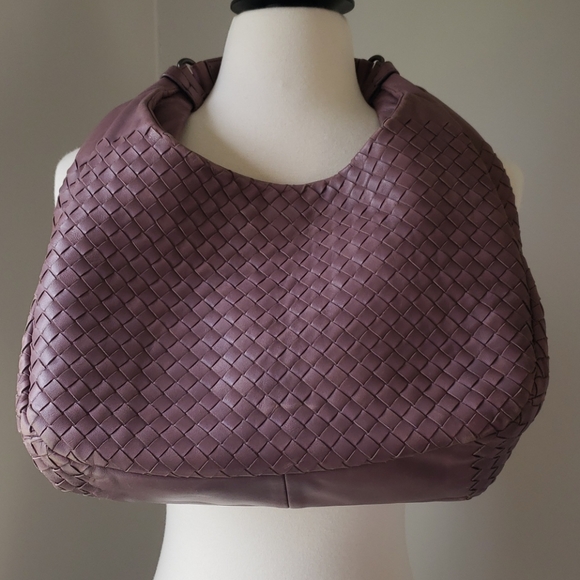 Bottega Veneta Handbags - Bottega Veneta Classic Intrecciato Woven Purse